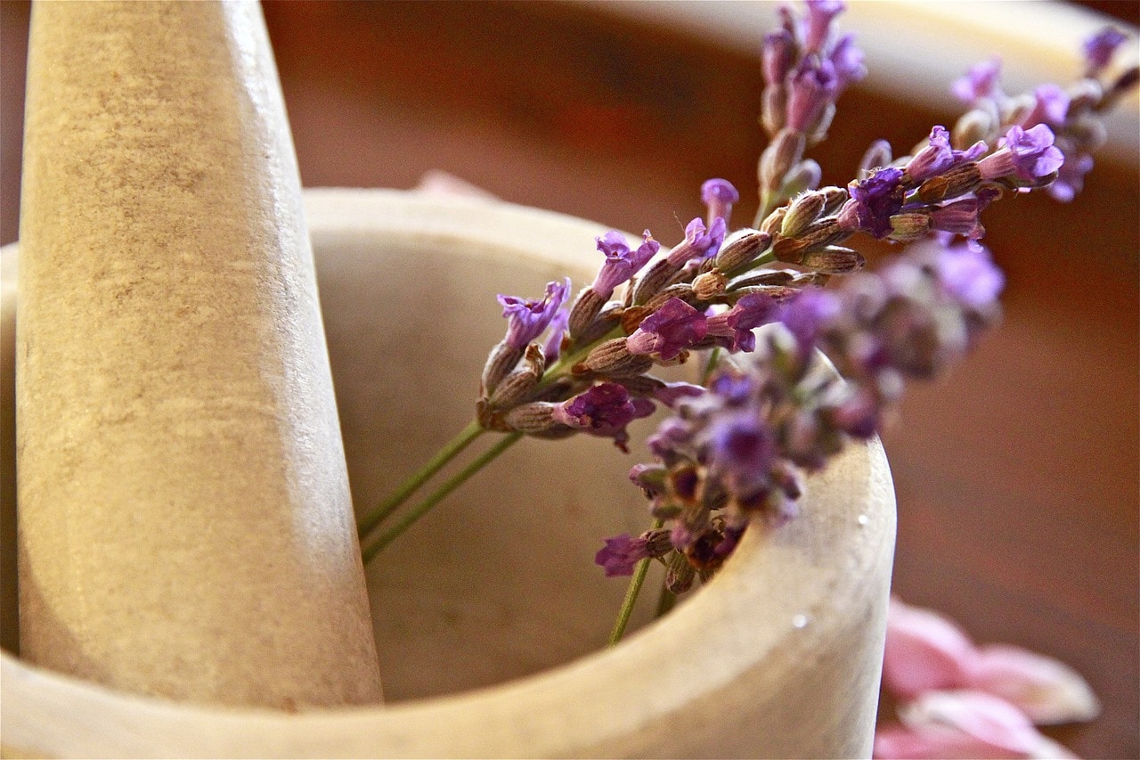 lavender chamomile sleep better with feng shui smells