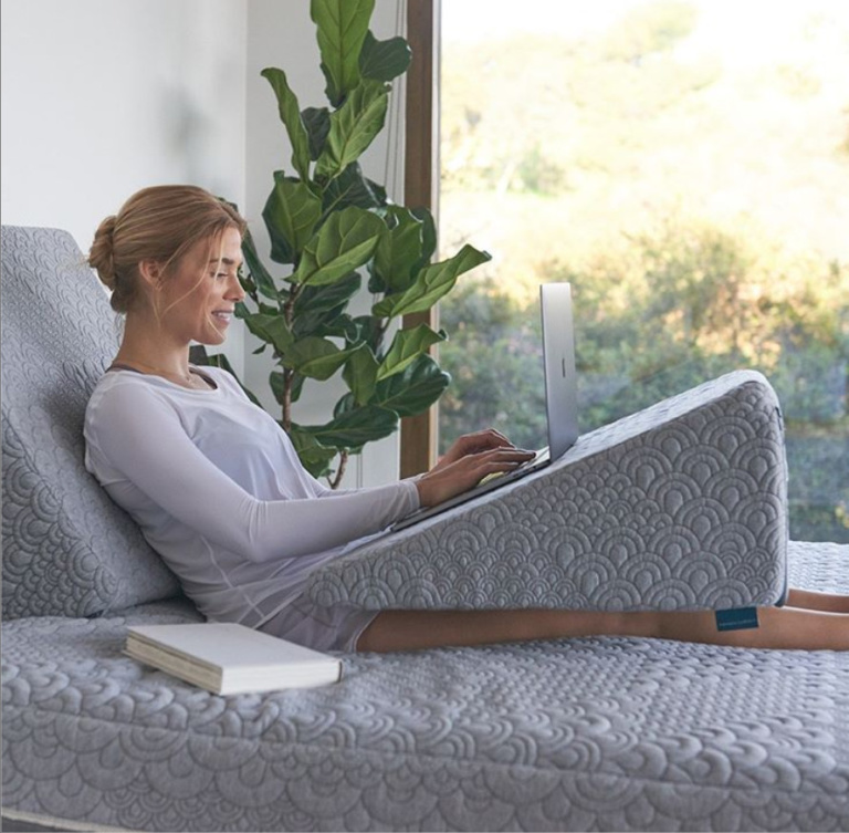 The Benefits of Wedge Pillows: Elevate Your Mattress & Sleep