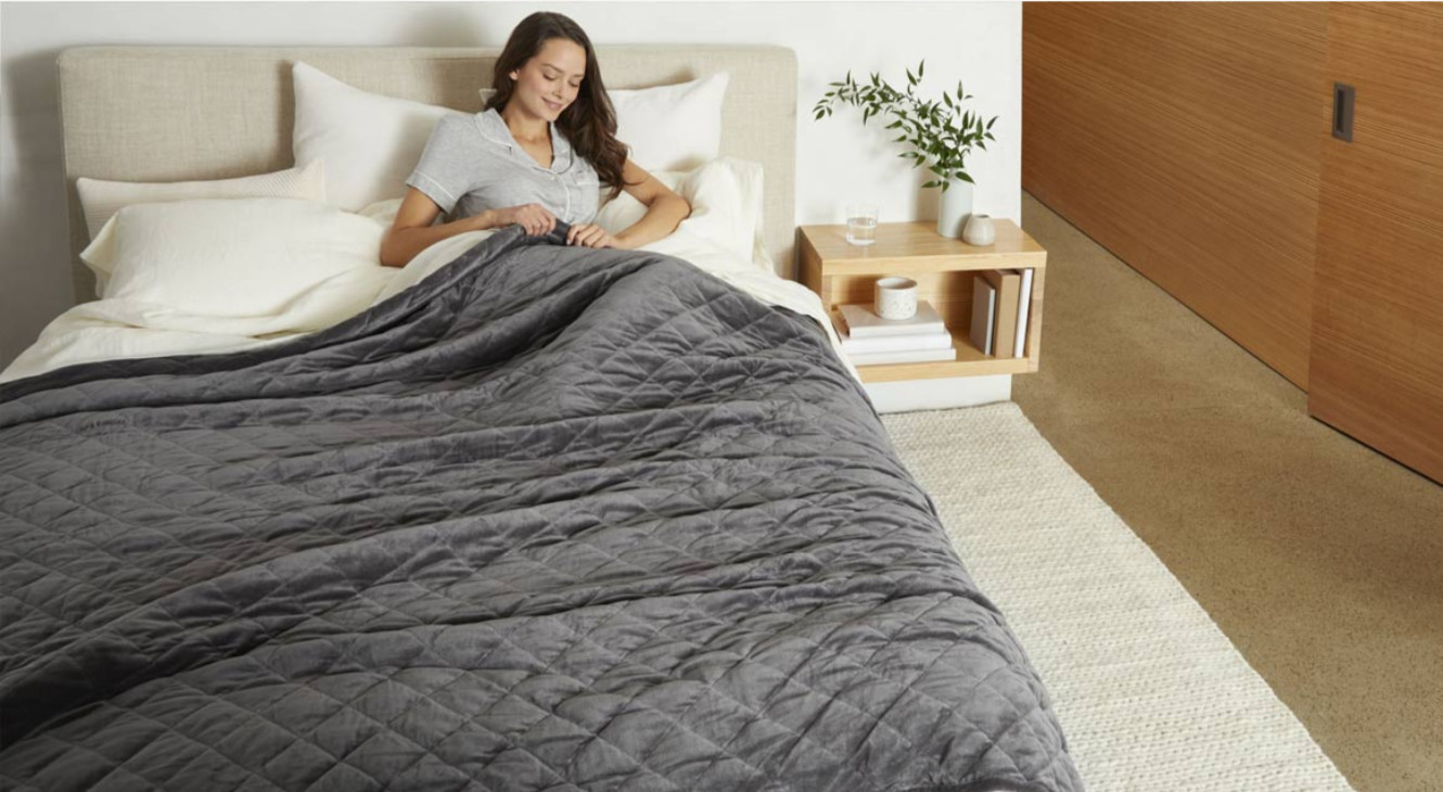 Saatva Organic Weighted Blanket | #1 Anxiety Blanket Of 2020